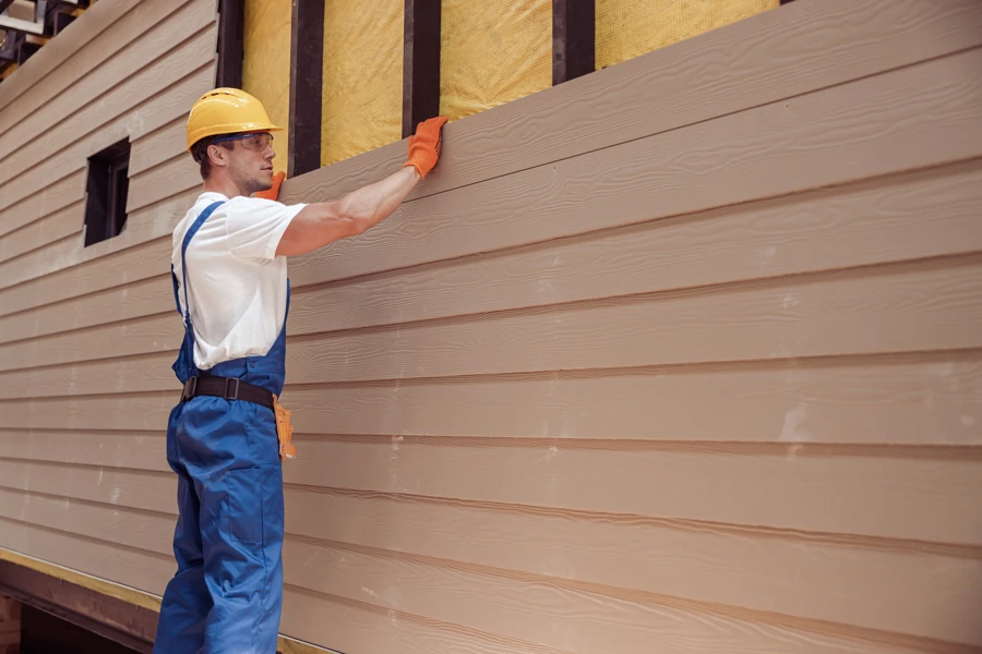 How to Install Plastic Siding in Marshfield, MO
