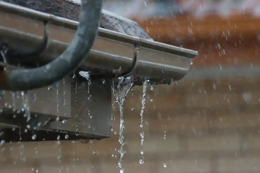 How to Repair a Leaking Gutter Marshfield, MO